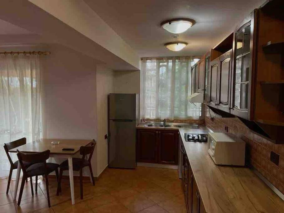 Apartment In Skanderbeg Square - Tirana Center 1 Esterno foto