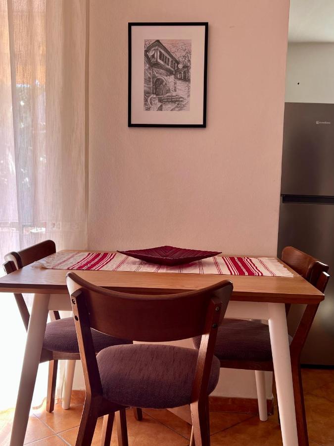 Apartment In Skanderbeg Square - Tirana Center 1 Esterno foto