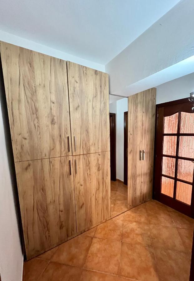 Apartment In Skanderbeg Square - Tirana Center 1 Esterno foto